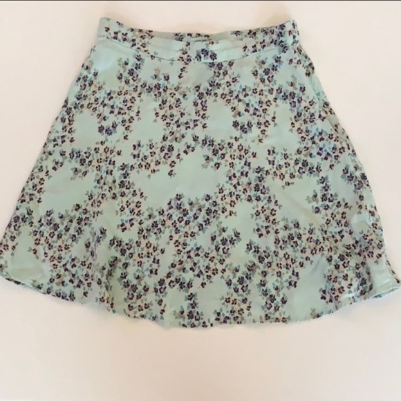 Kimchi Blue Dresses & Skirts - Kimchi Blue Micro Flower Print Mini Skirt XS Urban